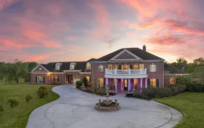 Photo 2 - Private Mansion Retreat Basketball Court and More