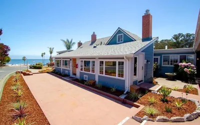 Edgewater Beach Inn