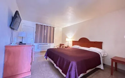 Photo 5 - Kings Suites Kingsland GA