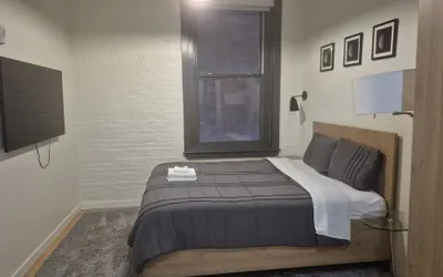 Photo 3 - Trumbull Apartments