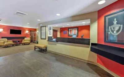 Photo 2 - Motel 6 Suites Sacramento Arden Way CA