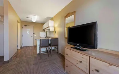 Photo 5 - Motel 6 Suites Minneapolis Airport Eagan North MN