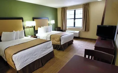 Photo 5 - Motel 6 Suites Buffalo Amherst, NY