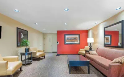 Photo 4 - Motel 6 Suites Fairfield, OH - Cincinnati