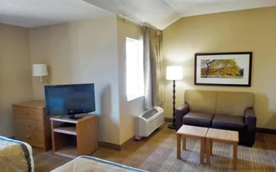 Photo 5 - Motel 6 Suites Philadelphia Malvern Swedesford Rd, PA