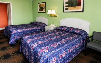 Photo 2 - Seminole Inn