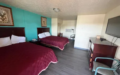 Photo 2 - Encore Motel