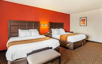 Photo 4 - Legend Hotel Minot