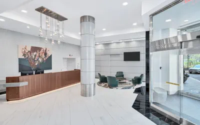 Photo 2 - Beautiful Apt in the Heart of Pentagon