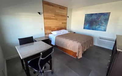 Photo 2 - Flamingo Motel
