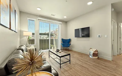 Photo 5 - Brand New 2BR - 2 King Beds Pool Gym
