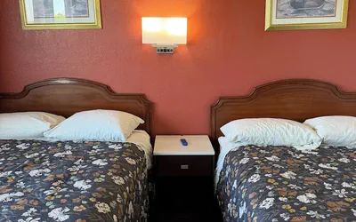 Photo 4 - Travel Inn