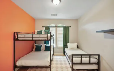 Photo 3 - Cozy 5BR Getaway Pool Games Sleeps 18