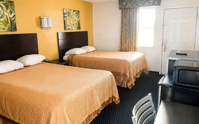 Photo 4 - Oro North Beach Inn