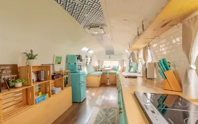 Photo 2 - Airstream Oasis in Joshua Tree w spa and Fire pit