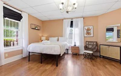 Photo 3 - Downtown Lafayette 4BR Home With Parking