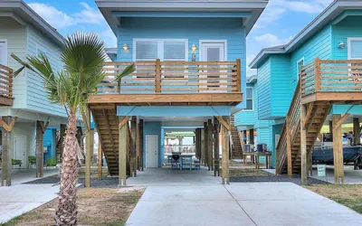 Sea Clusion- Golf Cart Friendly Pet Friendly