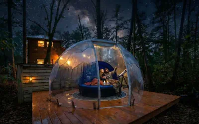 Photo 2 - Retro Retreat Stargazing Dome Sauna Hot Tub