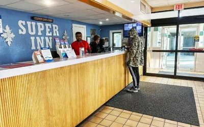 Photo 2 - Super Inn And Suites