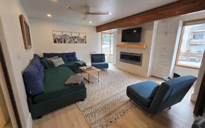 Photo 2 - Second-floor Base Studio w/ Murphy Bed Near Alyeska
