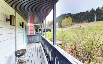 Photo 2 - Slopeside Studio at Alyeska w/ Full Kitchen