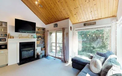 Photo 2 - Updated Mountain Condo Minutes From Alyeska