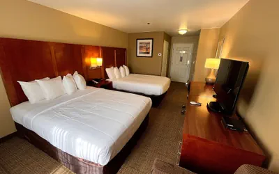 Photo 4 - Merced Hotel - Gateway to Yosemite