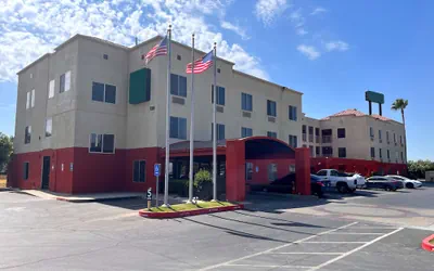 Merced Hotel - Gateway to Yosemite