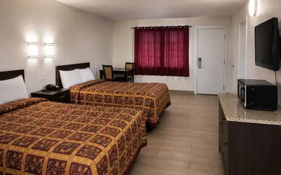 Photo 5 - Thrif-T-Lodge Motel