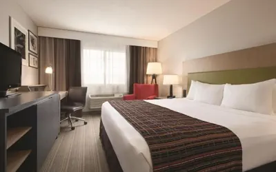 Photo 5 - The Great North Inn & Suites
