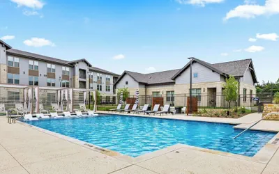 Relaxing Stay - WorkerFriendly Pool&Gym