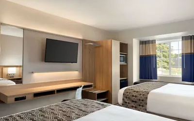 Photo 3 - Red Stick Hotel