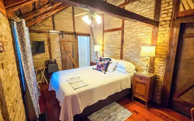 Photo 2 - Felson Gruene Cottages