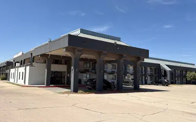 The Executive Inn & Suites Midland
