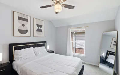Photo 5 - Modern Frisco Retreat 3BR House