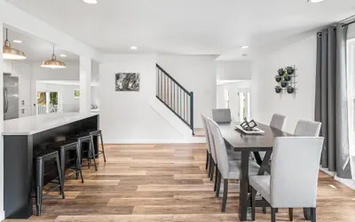 Photo 5 - Prime Spot Fully Renovated Near Lambeau Titletown
