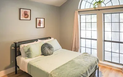 Photo 4 - West Oak House