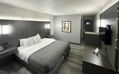Photo 4 - Hotel Fort Wayne North