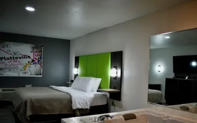 Photo 3 - Mound View Inn & Suites