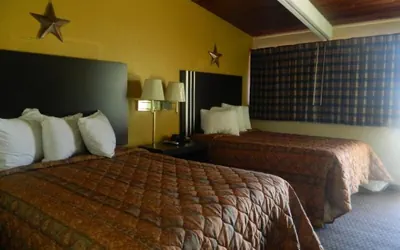 Freer motel