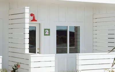 Two Palms Motel