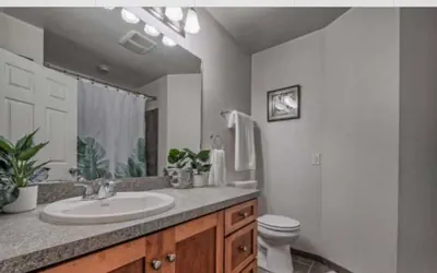 Photo 5 - Tacoma place