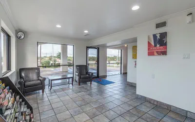 Photo 3 - Studio 6 Lancaster, Tx – Desoto - Lancaster