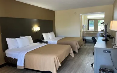 Photo 2 - Rodeway Inn Walterboro I-95