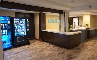 Photo 4 - Aqua Blue Hotel