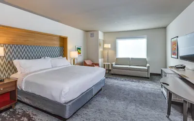 Photo 4 - Holiday Inn & Suites Bellingham by IHG
