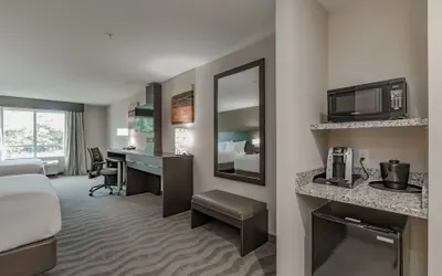 Photo 4 - Holiday Inn Mishawaka by IHG