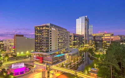 Photo 2 - The Westin At The Woodlands