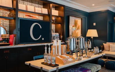 Photo 3 - Kimpton Cardinal Hotel by IHG