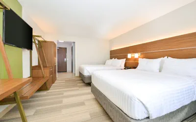 Photo 3 - Holiday Inn Express & Suites Salem by IHG